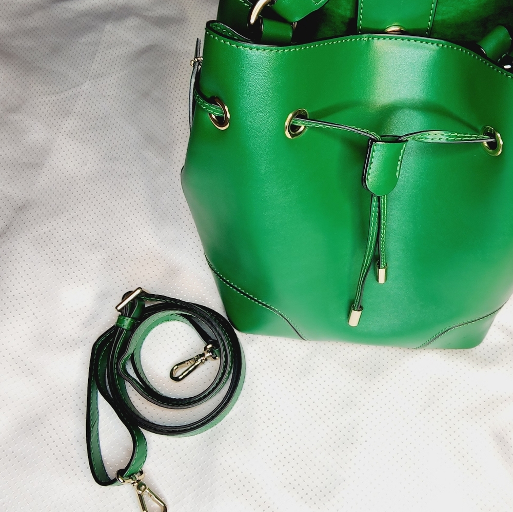 Danier Leather Bucket Bag - Picture 10 of 14